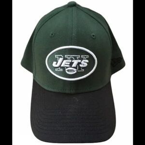 J E T S Fitted Cap size Med-Large